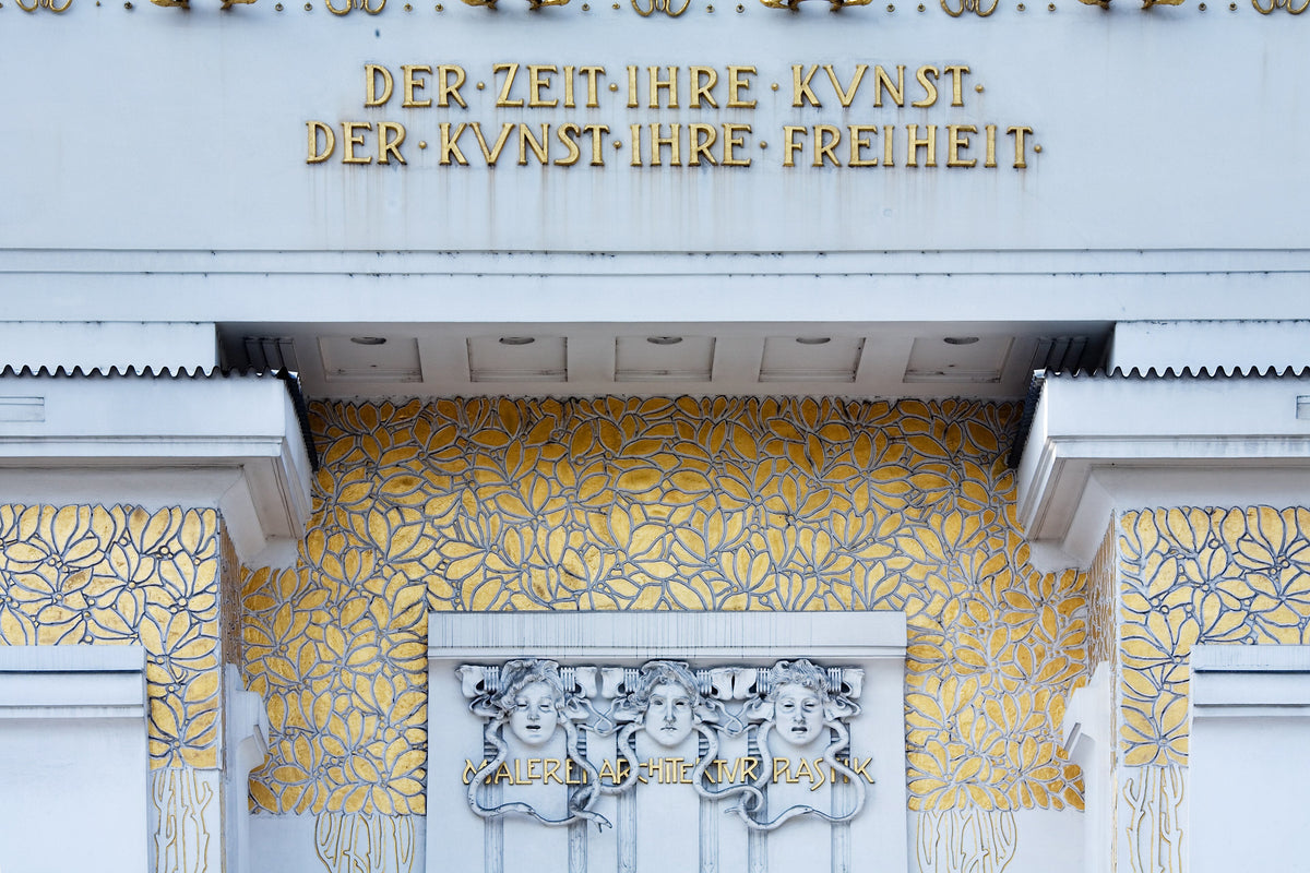Bâtiment réel de la Sécession viennoise avec sa coupole dorée