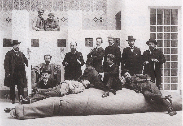 Membres de la Sécession viennoise en 1902 avec Gustav Klimt assis